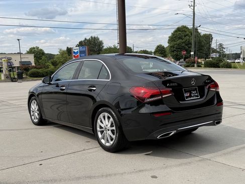 Used 2019 Mercedes-Benz A 220 4MATIC image 16