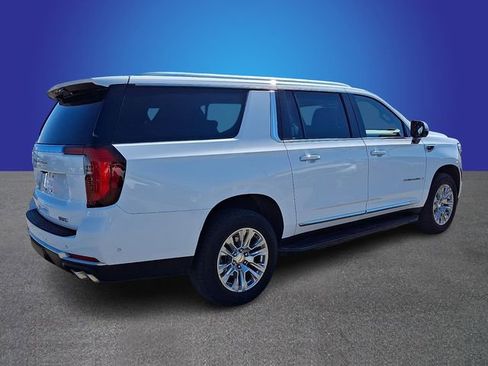 Used 2025 GMC Yukon XL Denali image 4