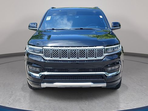 Used 2023 Jeep Grand Wagoneer Series II w/ Flexible Seating Group AWD/4WD image 2