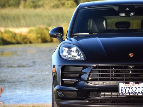 Used 2021 Porsche Macan AWD/4WD image 7