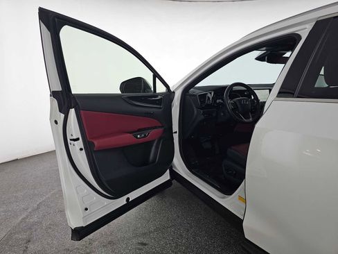 Used 2024 Lexus NX 250 FWD w/ Premium Package image 19