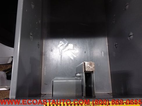 Used 2020 Ford Transit Connect XL image 15