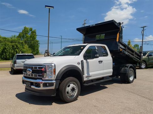 New 2024 Ford F550 4x4 SuperCab Super Duty image 1