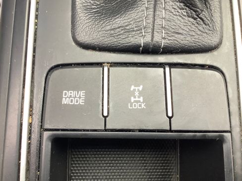 Used 2017 Kia Sorento LX AWD image 21