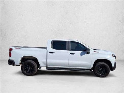 Used 2021 Chevrolet Silverado 1500 LT Trail Boss w/ Convenience Package II AWD/4WD image 4