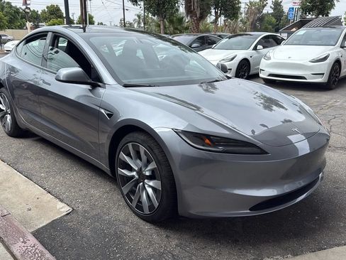 Used 2025 Tesla Model 3 RWD image 4