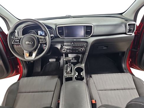 Used 2021 Kia Sportage LX image 11