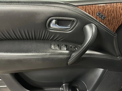 Used 2019 Nissan Armada SL w/ Premium Package image 11