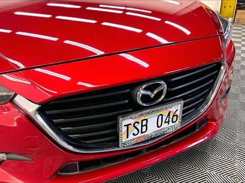 Used 2018 MAZDA MAZDA3 Touring FWD image 29