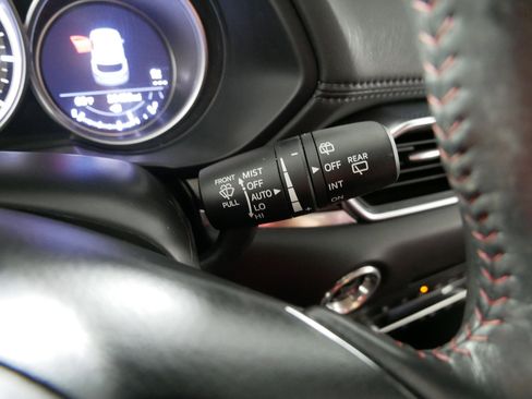 Used 2021 MAZDA CX-5 Carbon Edition image 32