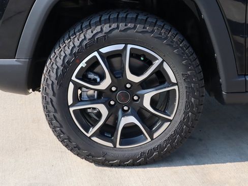 New 2025 Jeep Compass Trailhawk w/ Sun & Sound Group image 16