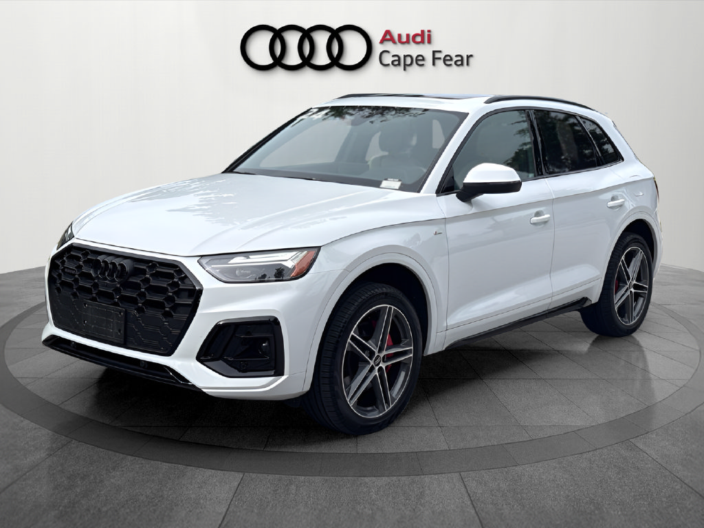 Used 2024 Audi Q5 e Premium Plus w/ Premium Plus Package AWD/4WD image 1