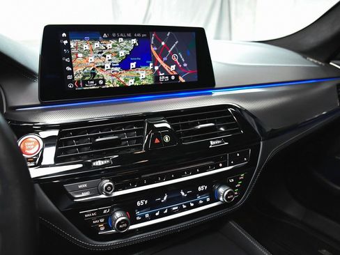 Used 2019 BMW M5 w/ Executive Package image 38