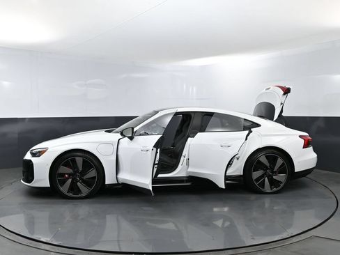 New 2026 Audi S e-tron GT Prestige AWD/4WD image 30