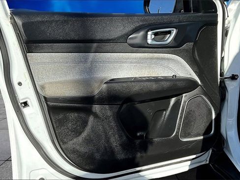 Used 2022 Jeep Compass Latitude image 20