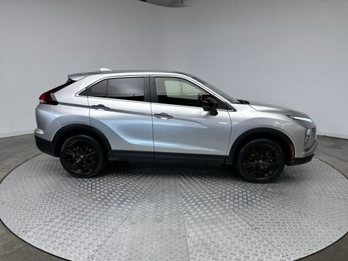 Used 2022 Mitsubishi Eclipse Cross LE AWD/4WD image 10