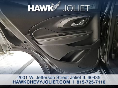 Used 2024 GMC Terrain SLE AWD/4WD image 19