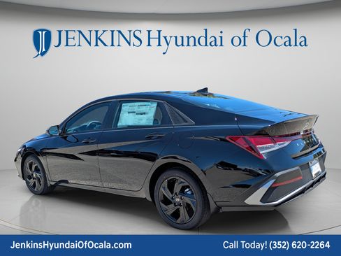 New 2026 Hyundai Elantra Sport FWD image 6