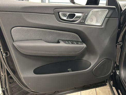 New 2026 Volvo XC60 B5 Ultra w/ Protection Package Premier image 21