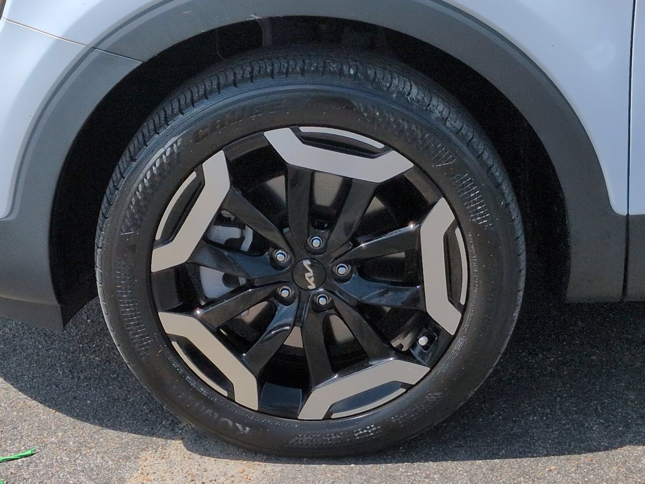 Used 2024 Kia Telluride S w/ S Sunroof Package FWD image 11