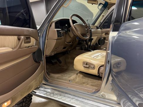Used 1996 Toyota Land Cruiser AWD/4WD image 21