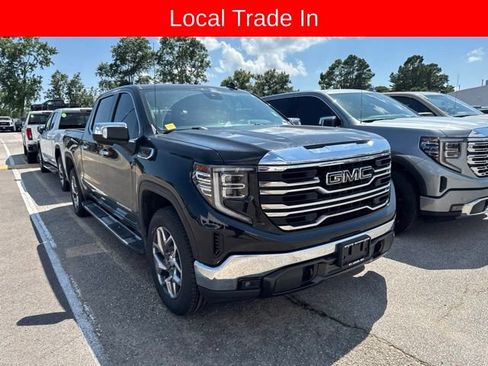 Used 2023 GMC Sierra 1500 SLT w/ SLT Premium Package AWD/4WD image 6