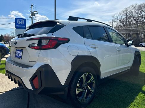 Used 2024 Subaru Crosstrek 2.0i Premium image 23