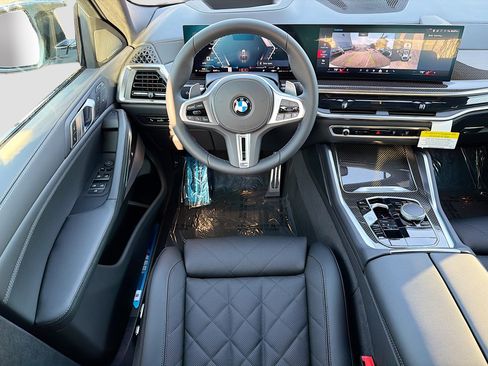 New 2026 BMW X6 M60i w/ Parking Assistance Package image 16