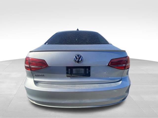 Used 2015 Volkswagen Jetta S FWD image 14