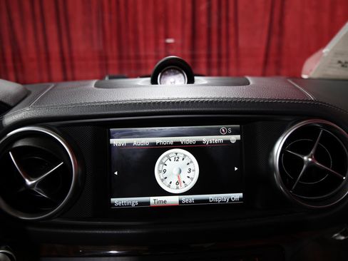 Used 2015 Mercedes-Benz SL 550 image 19