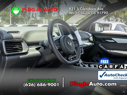 Used 2023 VinFast VF 8 Plus image 5