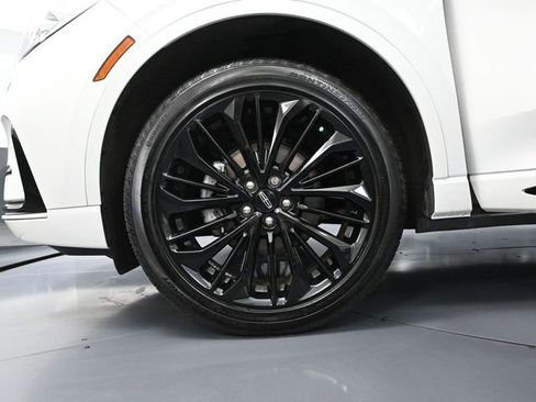 Used 2023 Lincoln Corsair Reserve w/ Jet Appearance Package image 17