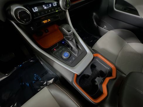 Used 2020 Toyota RAV4 Adventure image 25