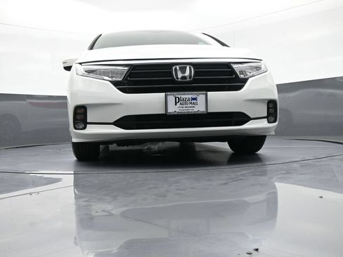 Certified 2024 Honda Odyssey EX-L image 30