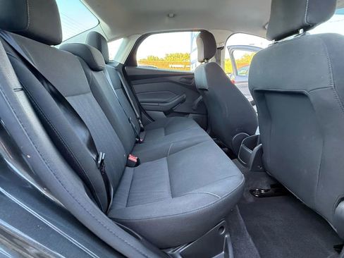 Used 2018 Ford Focus S image 13