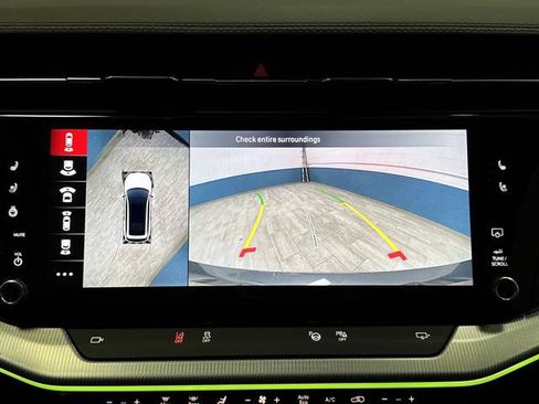 Used 2025 Jeep Wagoneer S Launch Edition image 11