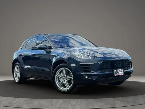 Used 2016 Porsche Macan S AWD/4WD image 3