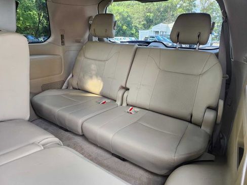 Used 2010 Lexus LX 570 4WD image 14
