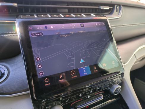 Used 2021 Jeep Grand Cherokee L Overland w/ Luxury Tech Group IV image 21