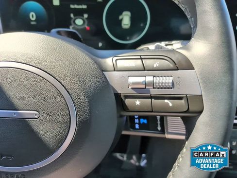 Certified 2025 Hyundai Tucson Limited image 17