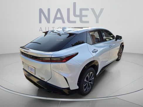 Used 2023 Lexus RZ 450e Premium w/ Technology Package AWD/4WD image 5