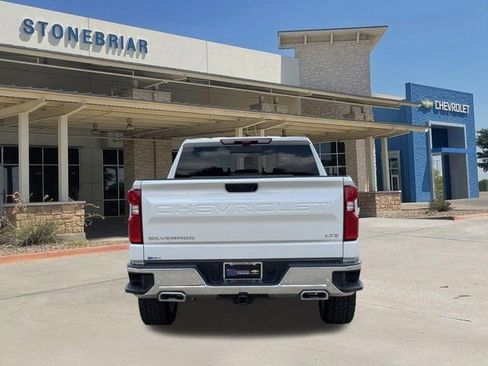 Used 2025 Chevrolet Silverado 1500 LTZ AWD/4WD image 6