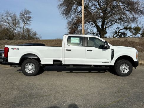 New 2026 Ford F350 XL w/ XL Off-Road Package image 2