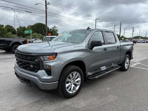 Used 2023 Chevrolet Silverado 1500 Custom image 6