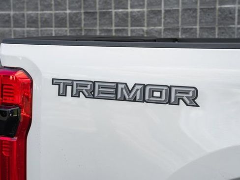New 2026 Ford F350 Platinum w/ Platinum Plus Package AWD/4WD image 26