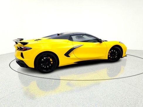 Used 2025 Chevrolet Corvette Stingray Premium Conv w/ Z51 Performance Package image 10