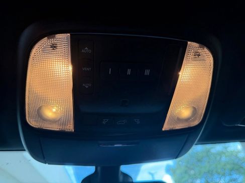 Used 2021 Dodge Durango R/T w/ Blacktop Package RWD image 58