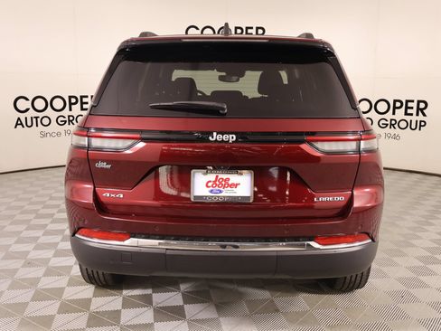 Used 2024 Jeep Grand Cherokee Laredo w/ Luxury Tech Group I AWD/4WD image 21