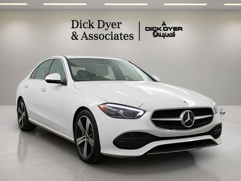 Used 2024 Mercedes-Benz C 300 Sedan image 2