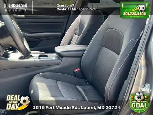Used 2025 Nissan Altima 2.5 SV FWD image 6